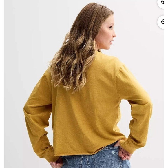 Disney's Winnie The Pooh Juniors' Graphic Skimmer Long Sleeve Tee Medium NWT - Picture 3 of 7